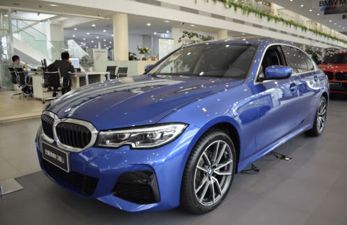 全新宝马3系到店实拍 运动基因再进化，全系2.0T+8AT组合实力出击